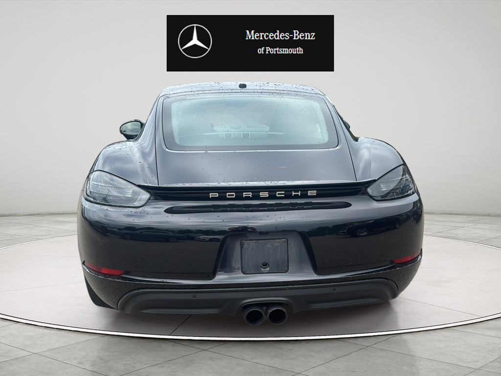 Used 2024  Porsche Style Edition image 4