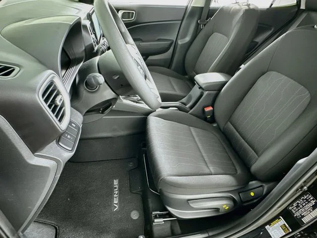 New 2026 Hyundai VENUE SE