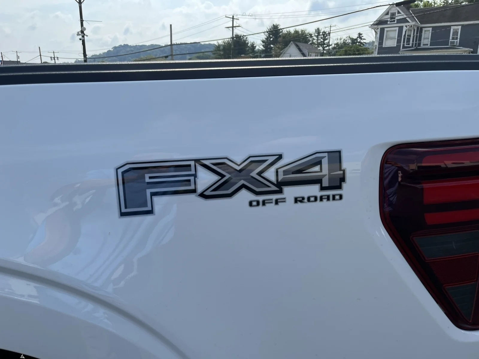 New 2026 Star White Metallic Tri-Coat Ford Lariat® image 27