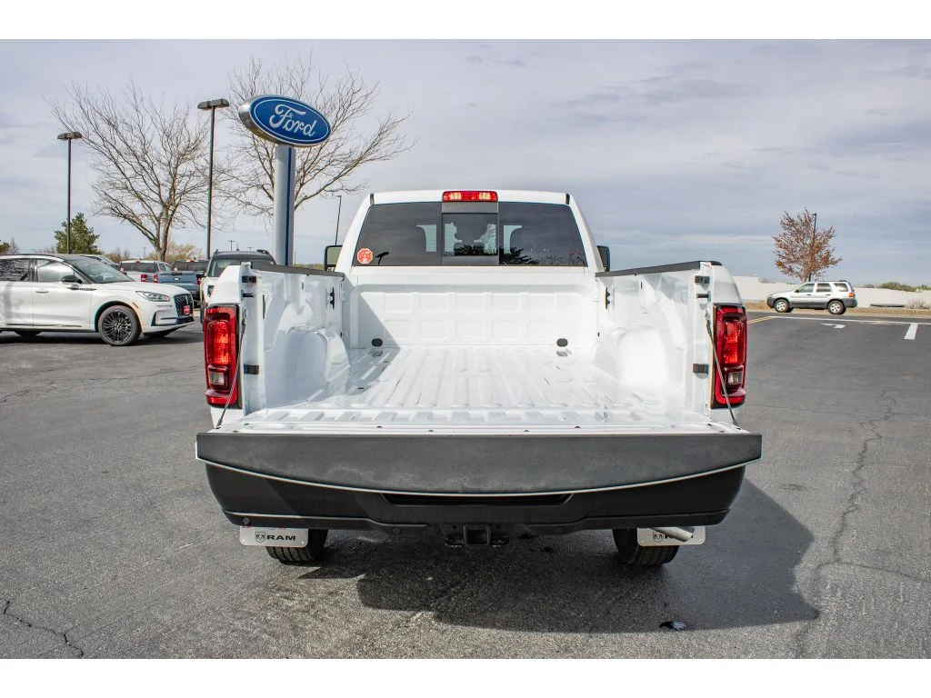 New 2026 Bright White Clearcoat Ram Tradesman image 11