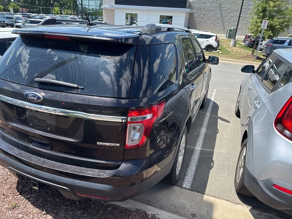 Used 2014 Brown Ford XLT image 3