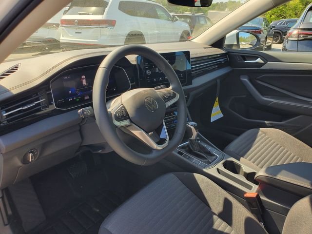 New 2026 White Volkswagen 1.5T S image 18