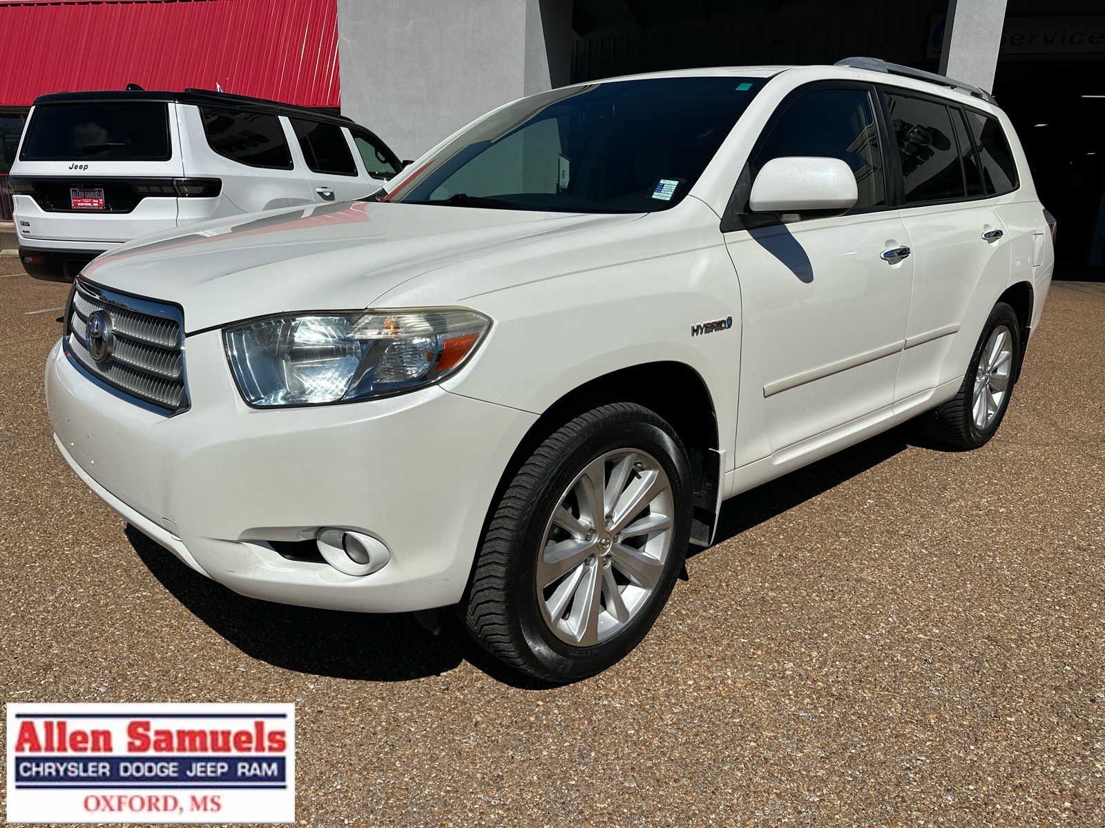 Used 2010 Blizzard Pearl Toyota Limited w/3rd Row image 8