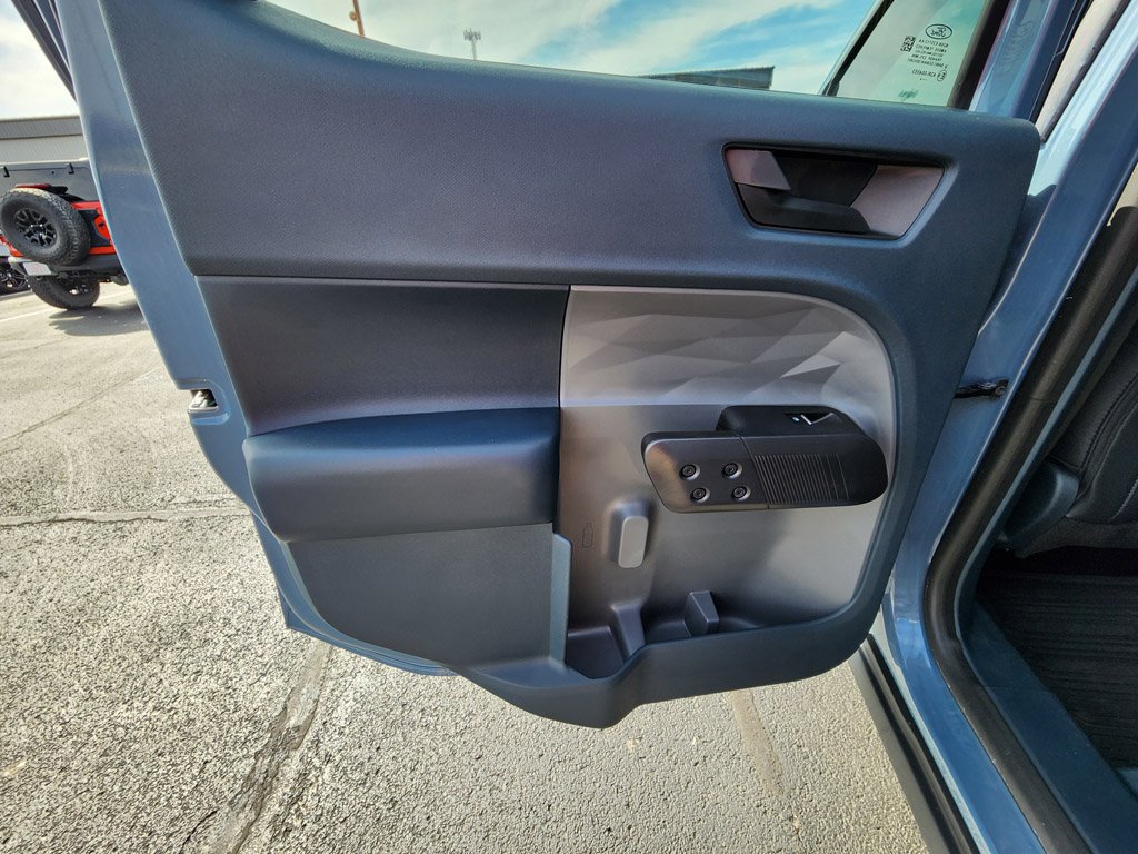 Used 2024 Azure Gray Metallic Tri-Coat Ford LARIAT Advanced image 17