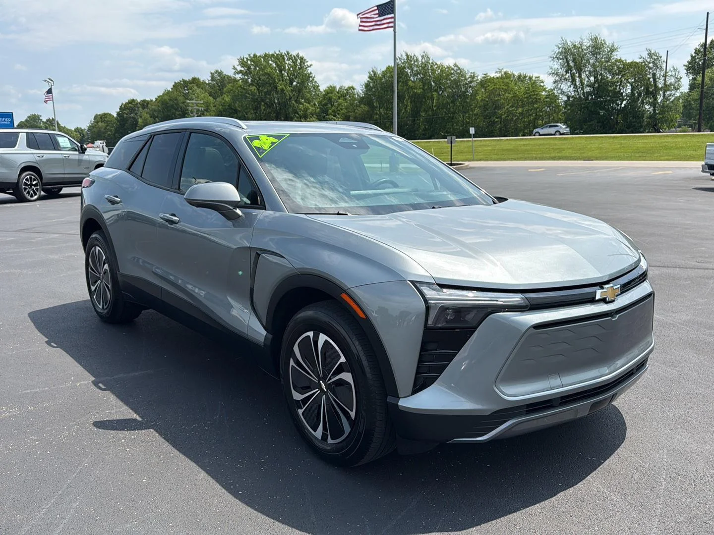 Used 2024 Chevrolet Blazer EV LT with VIN 3GNKDBRJ3RS247840 for sale in Salem, IN