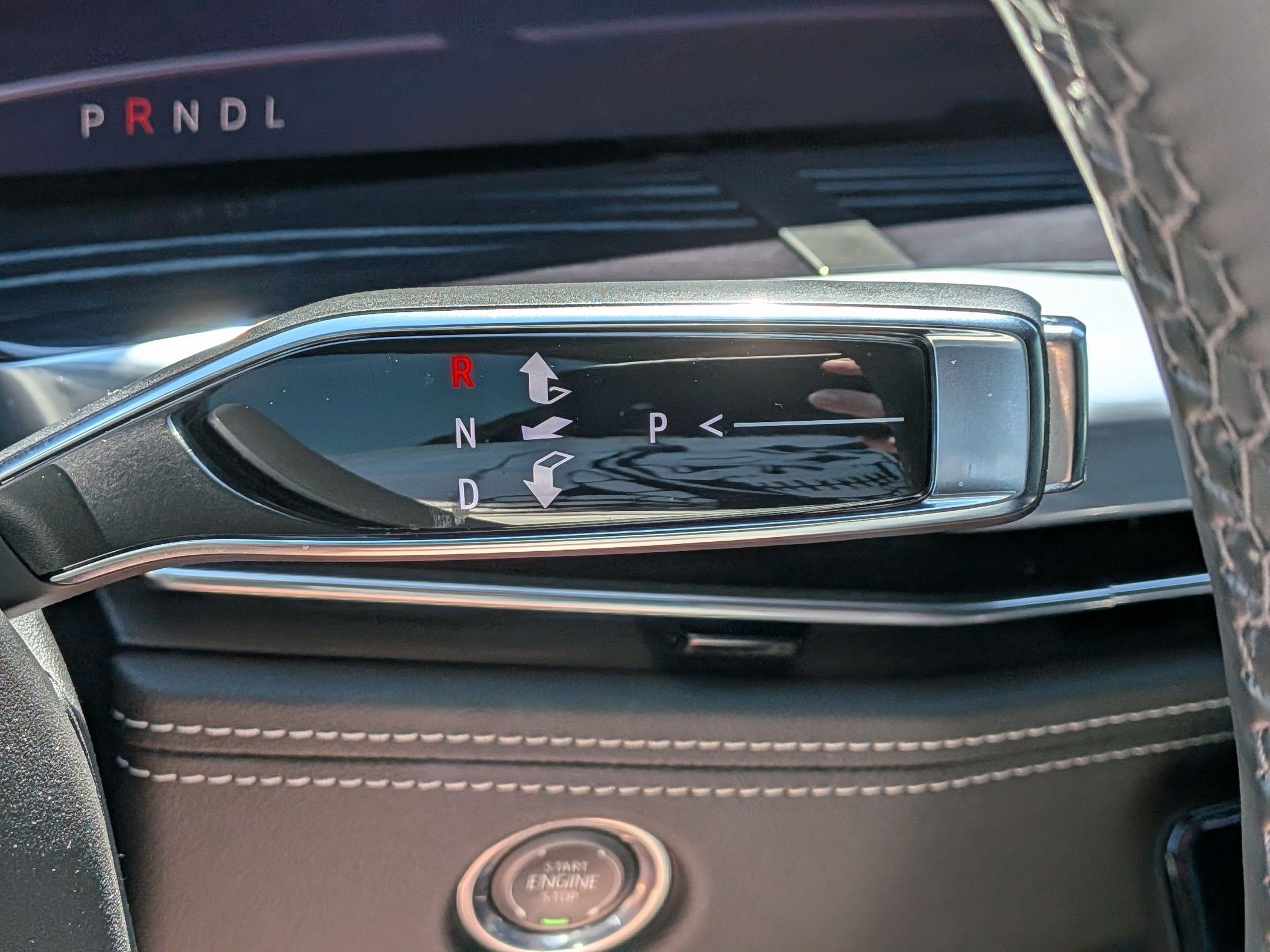 Used 2025 Aegean Stone Cadillac Sport image 25