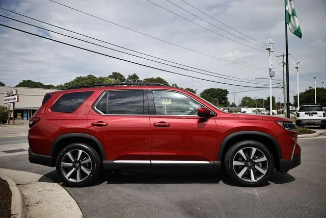 2025 Honda Pilot Touring - Photo 9