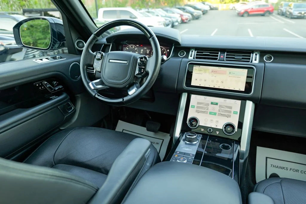 Used 2020 Santorini Black Metallic Land Rover HSE image 43