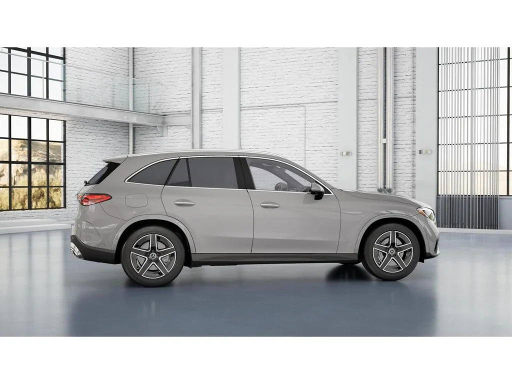 New 2027 White Mercedes-Benz GLC 300 image 48
