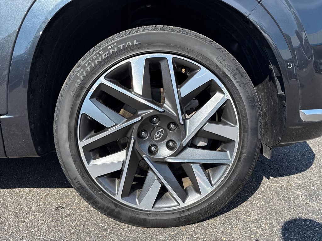 Used 2023 Gray Hyundai Calligraphy image 11