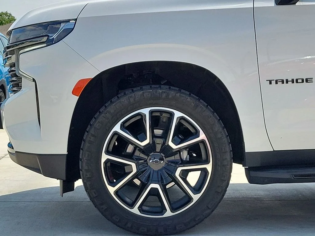 Used 2021 Summit White Chevrolet RST image 39