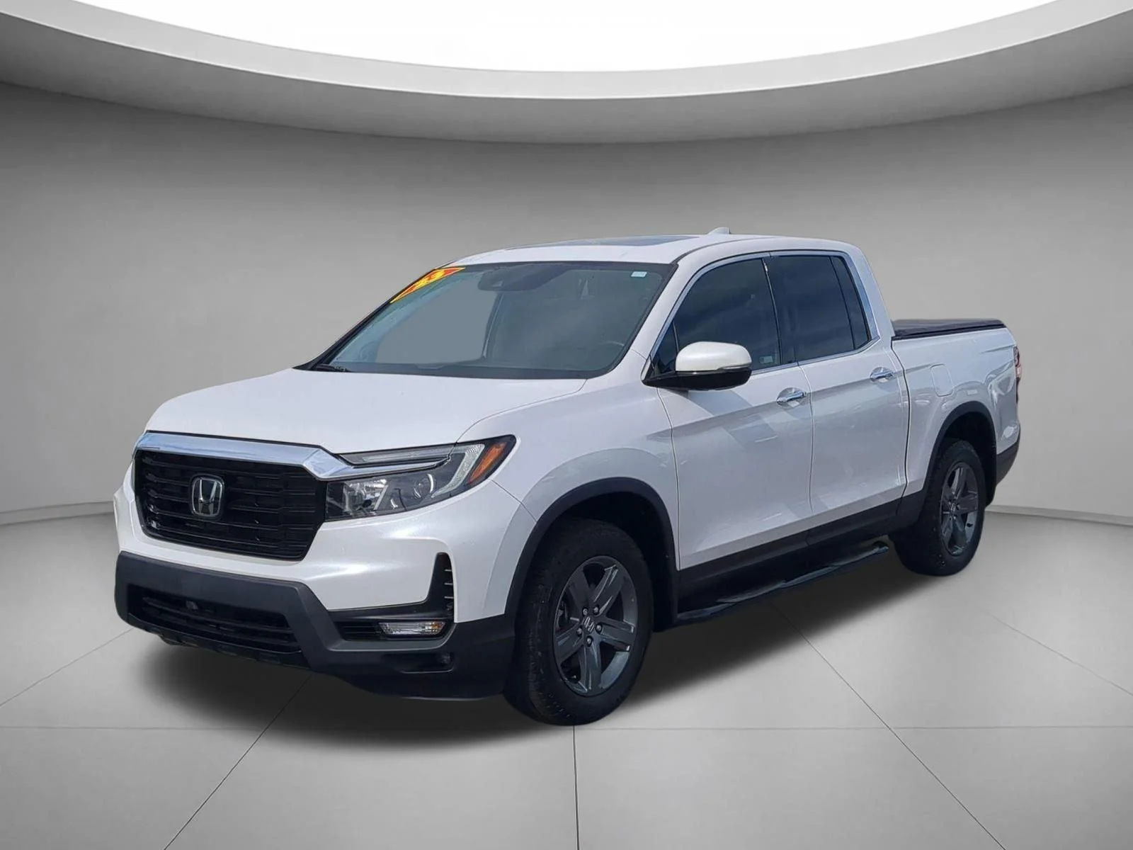 Used 2023 Platinum White Pearl Honda RTL-E image 1