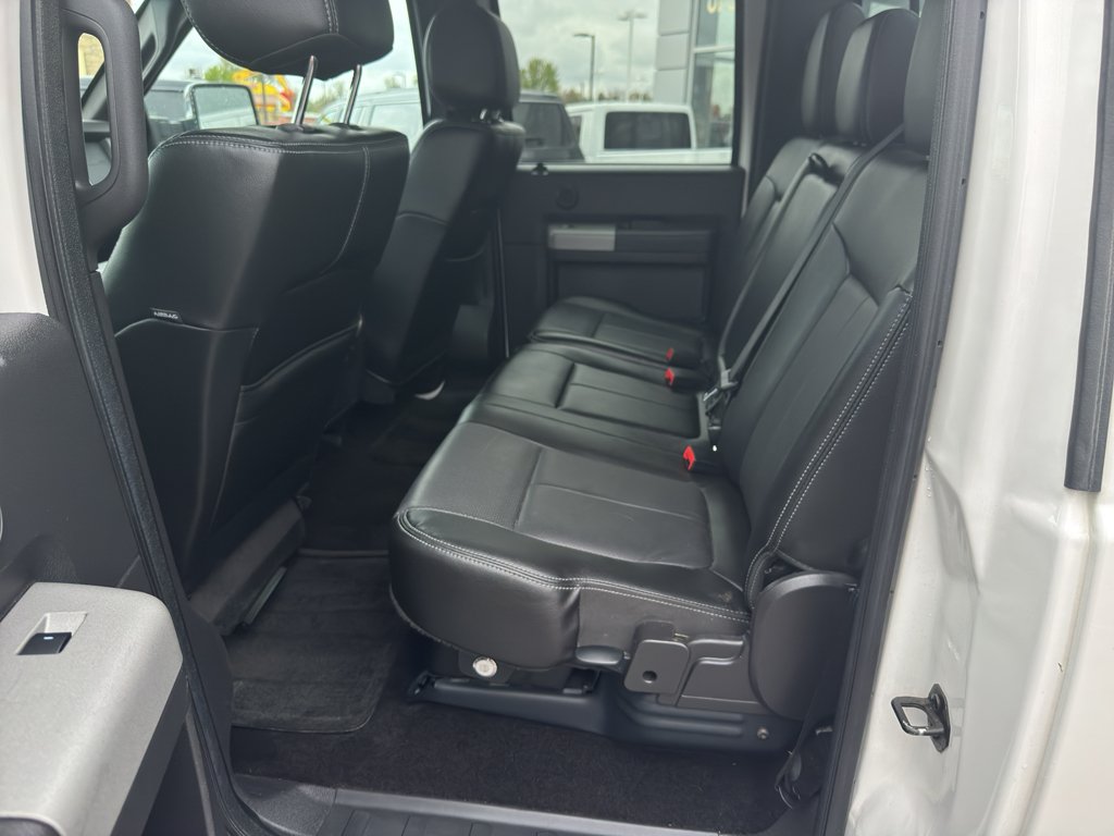 Used 2015 White Ford Lariat image 15