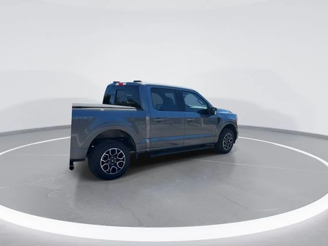 Used 2022 Gray Ford XLT image 8