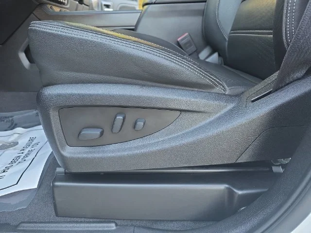 Used 2019 White GMC Denali image 29