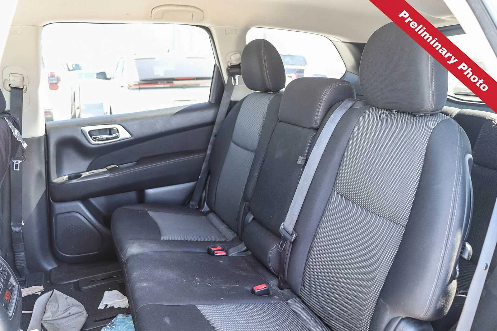 Used 2017 Brilliant Silver Metallic Nissan SV image 15