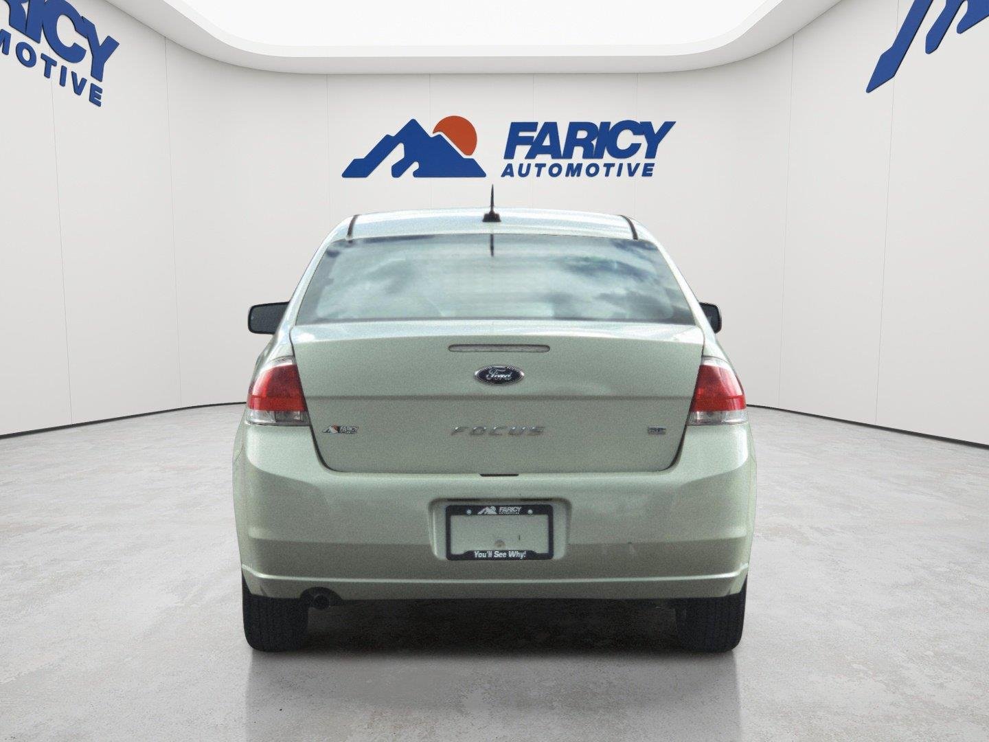 Used 2010  Ford SE image 6