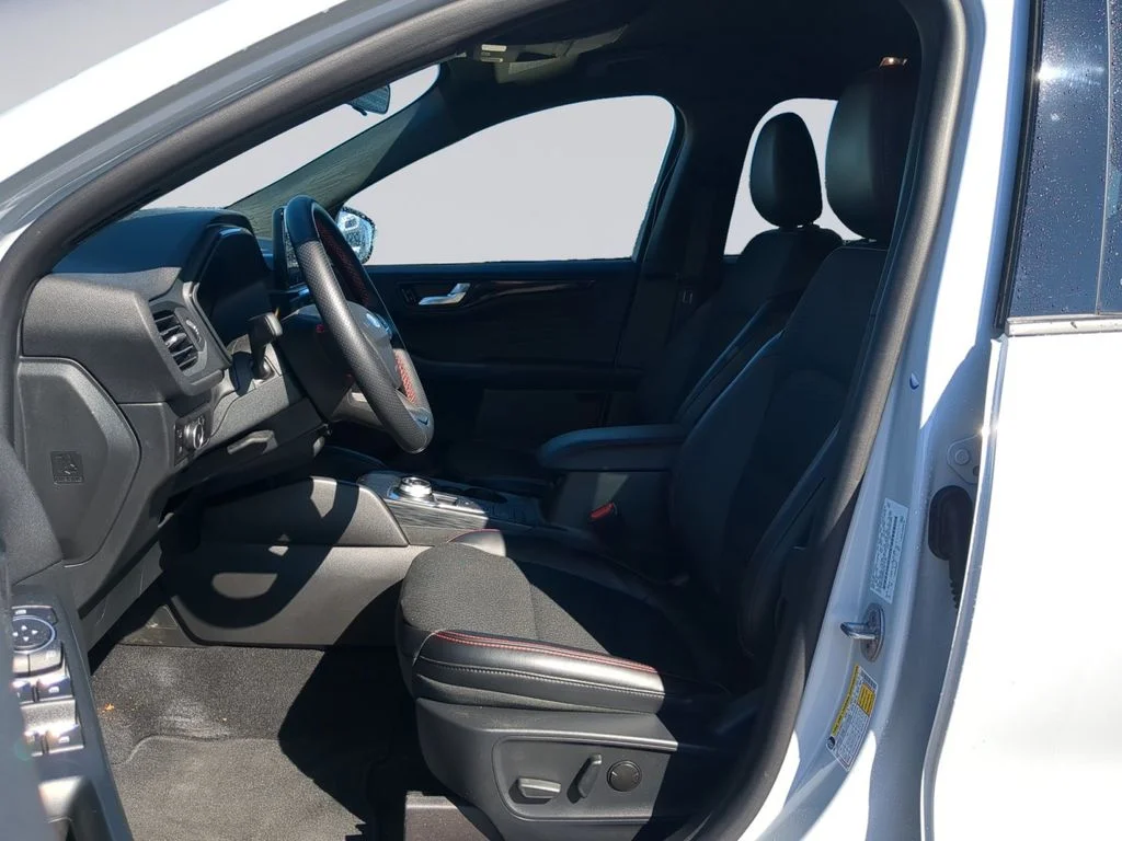 Used 2025 Silver Ford ST-Line Select image 12