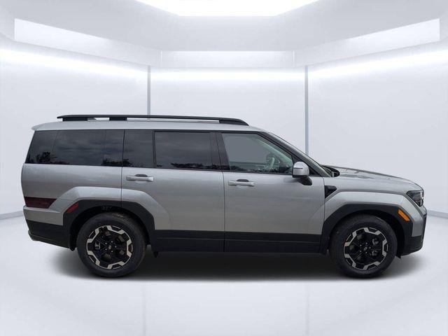 New 2026 Silver Hyundai SEL FWD image 3