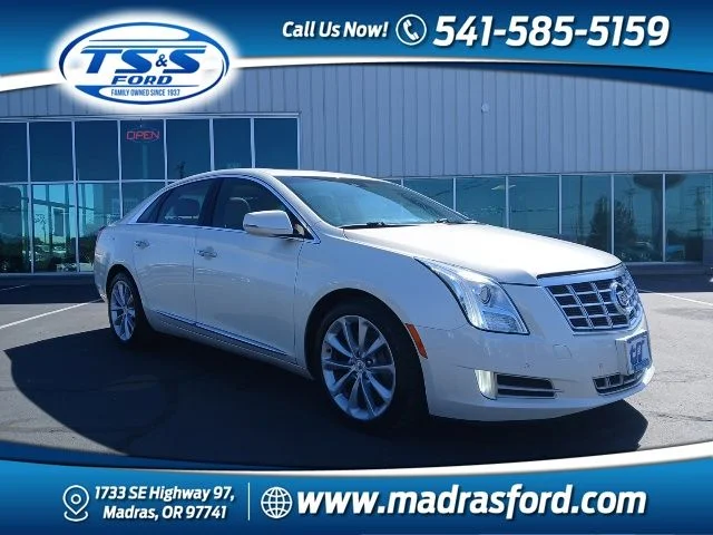 2013 Cadillac XTS 3.6L AWD Premium Collection's photo