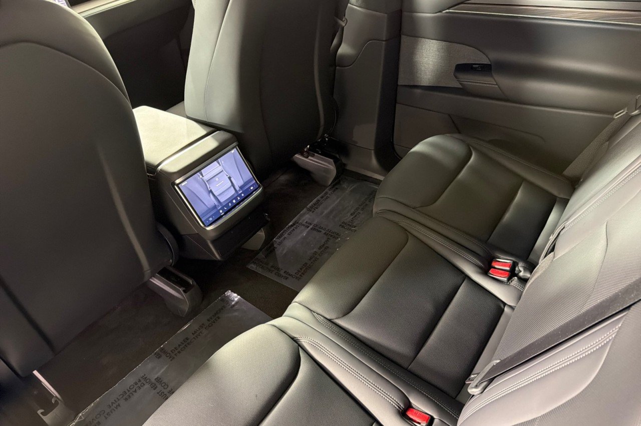 Used 2024 RED Tesla  image 11