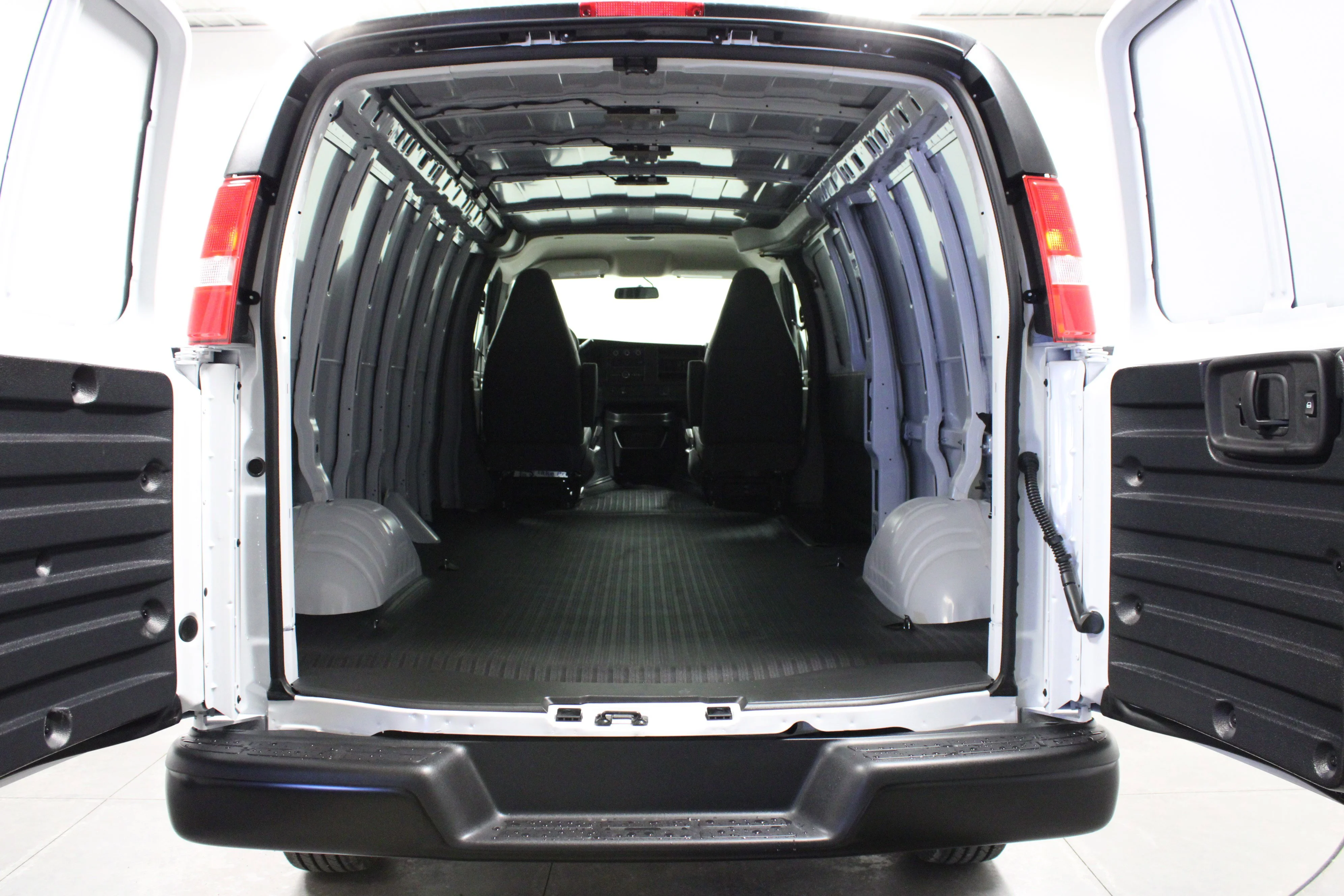 New 2026 Summit White GMC Work Van image 13