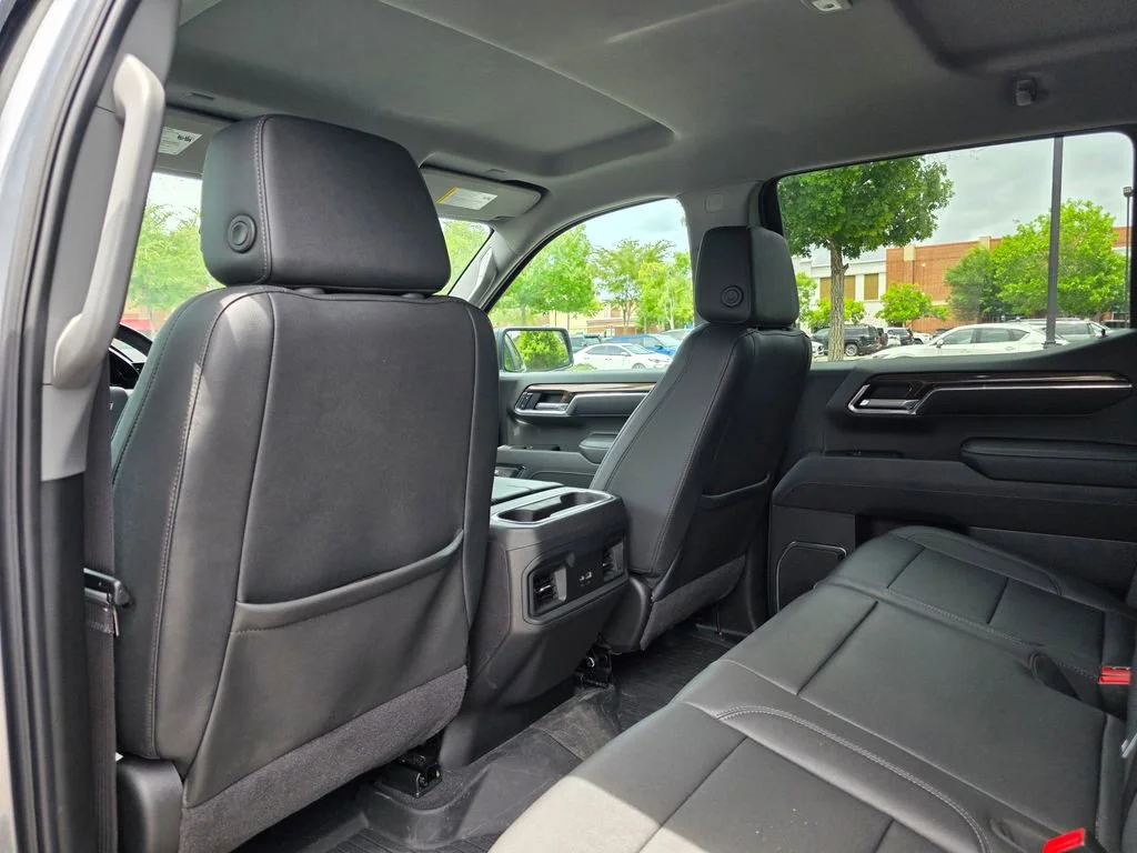 Used 2025 Sterling Gray Metallic Chevrolet LT Trail Boss image 32