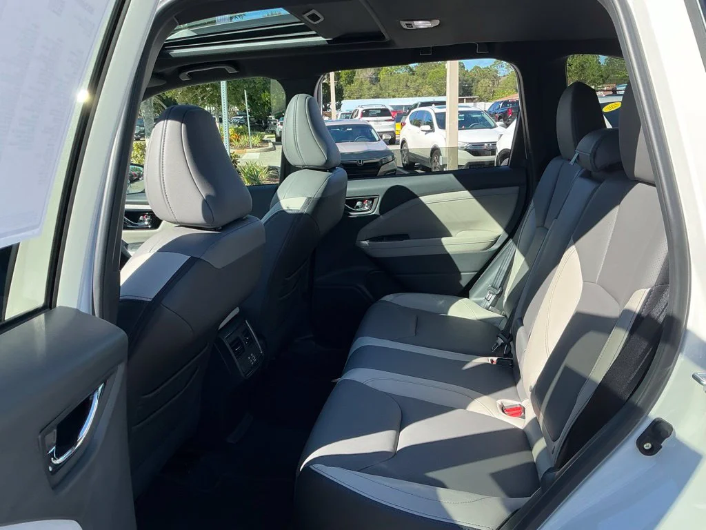 Used 2025 White Subaru Limited image 25