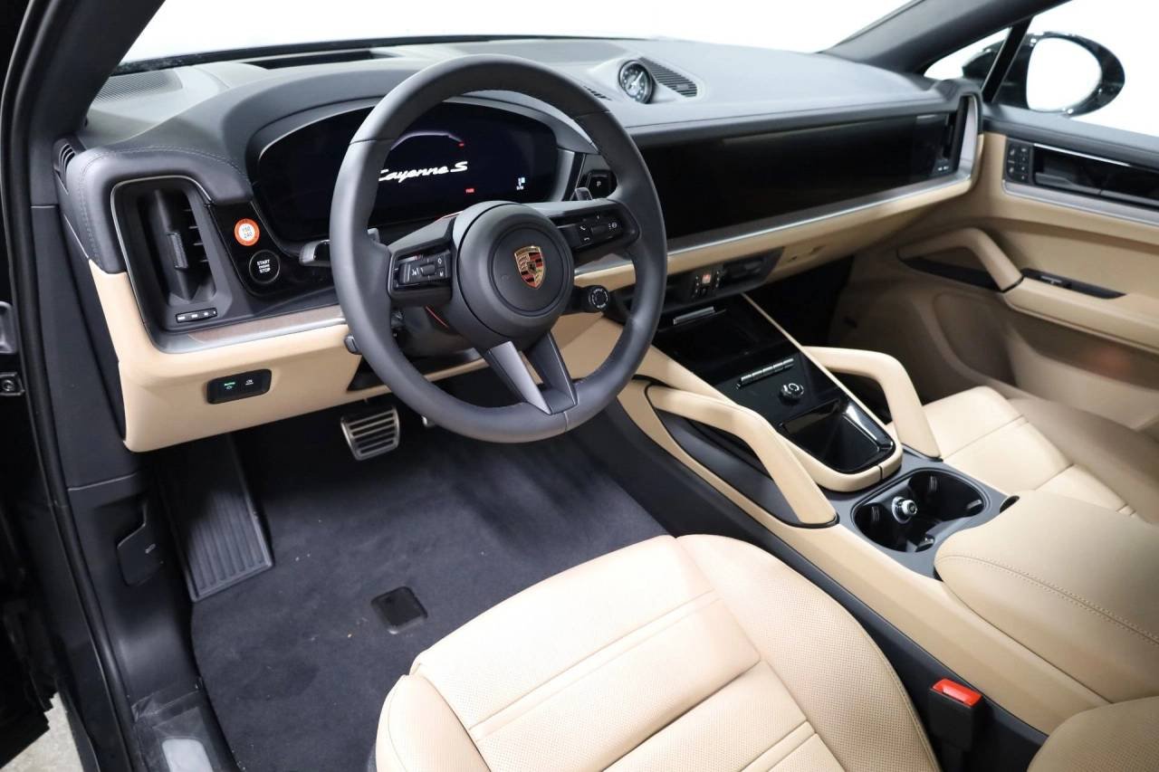 New 2026 Chromite Black Metallic Porsche S Coupe image 4