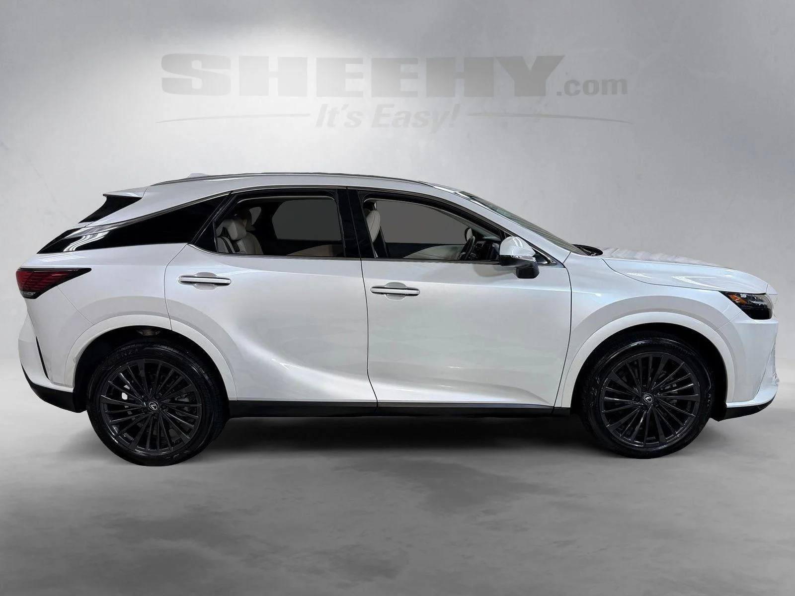 Used 2024 Eminent White Pearl Lexus RX 350 Premium image 11