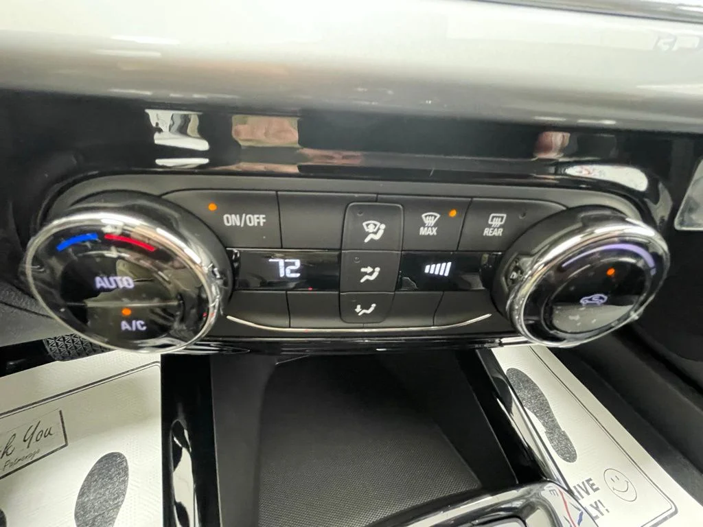 2026 Chevrolet Trax LT - Photo 18