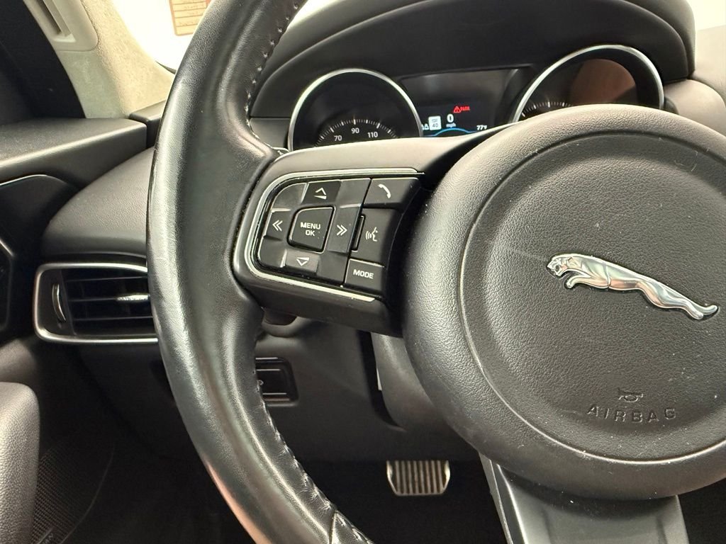 Used 2019 Silver Jaguar 25t Premium image 47