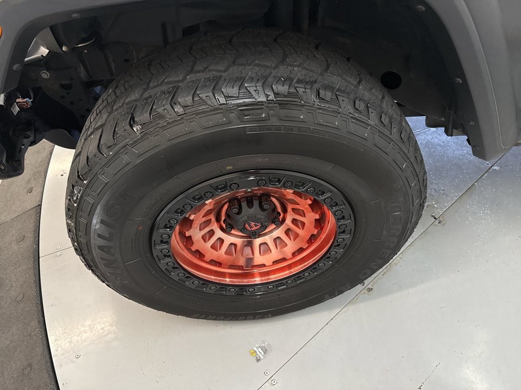 Used 2020 Gray Clearcoat Jeep Unlimited Sport S image 10