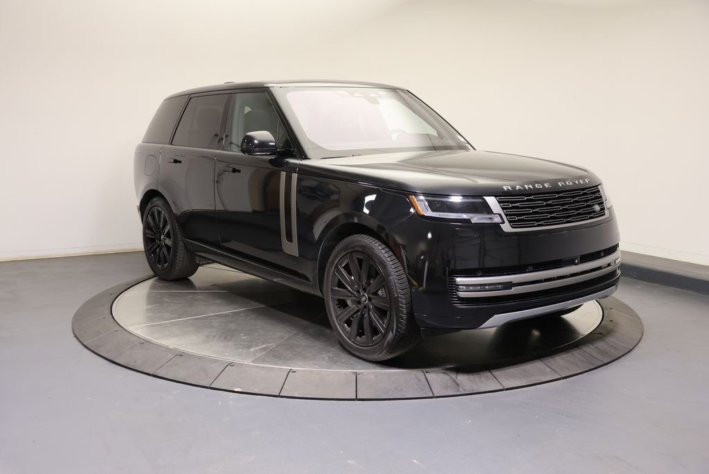 Certified Used 2023 Santorini Black Metallic Land Rover SE image 7