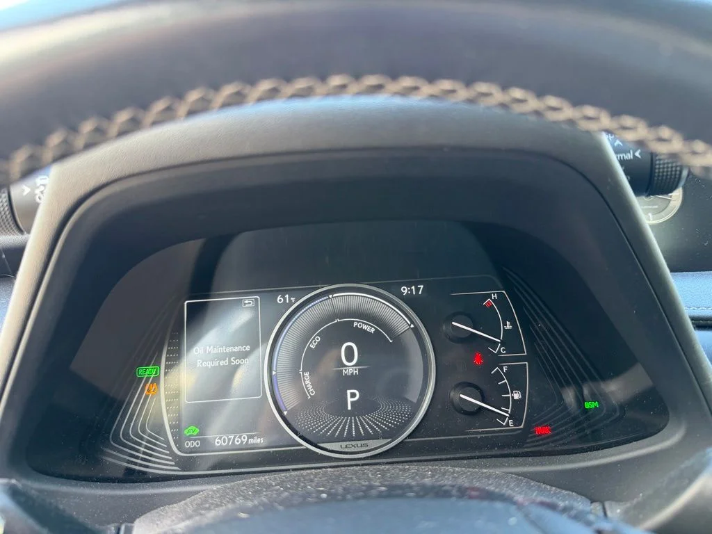 Used 2022 White Lexus 250h Base image 19