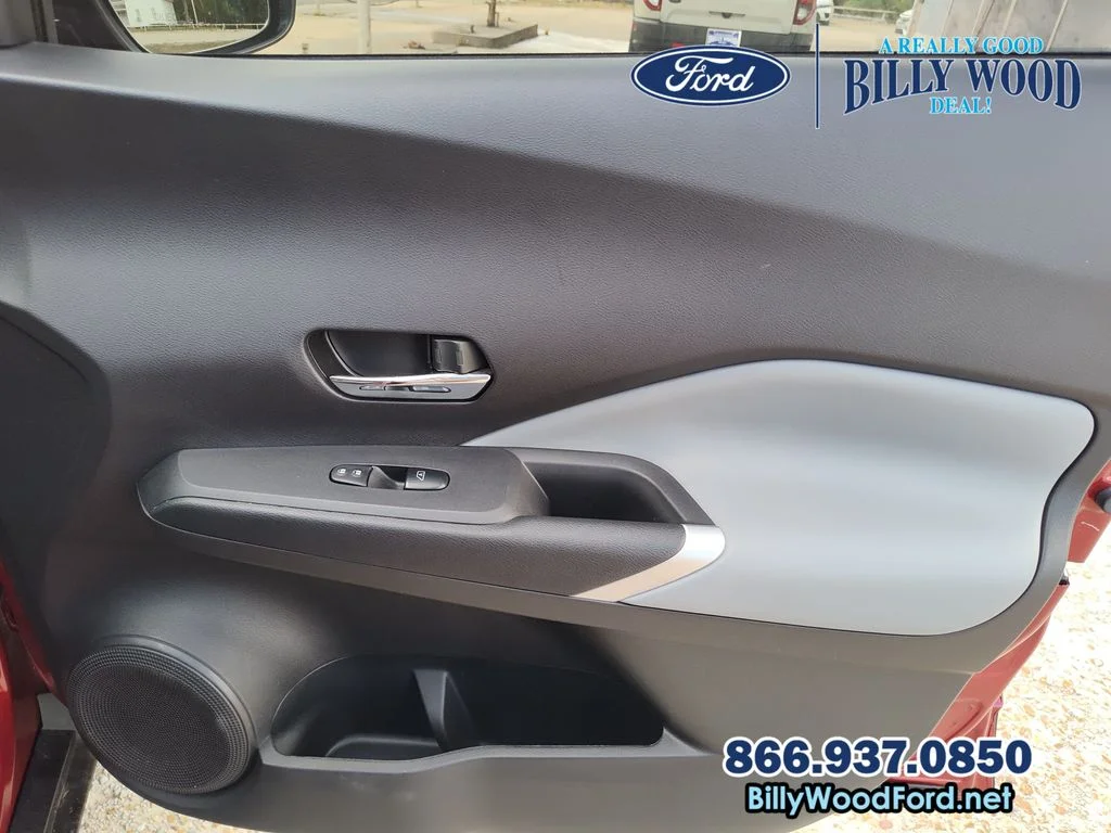 Used 2024 Scarlet Ember Nissan SR image 23