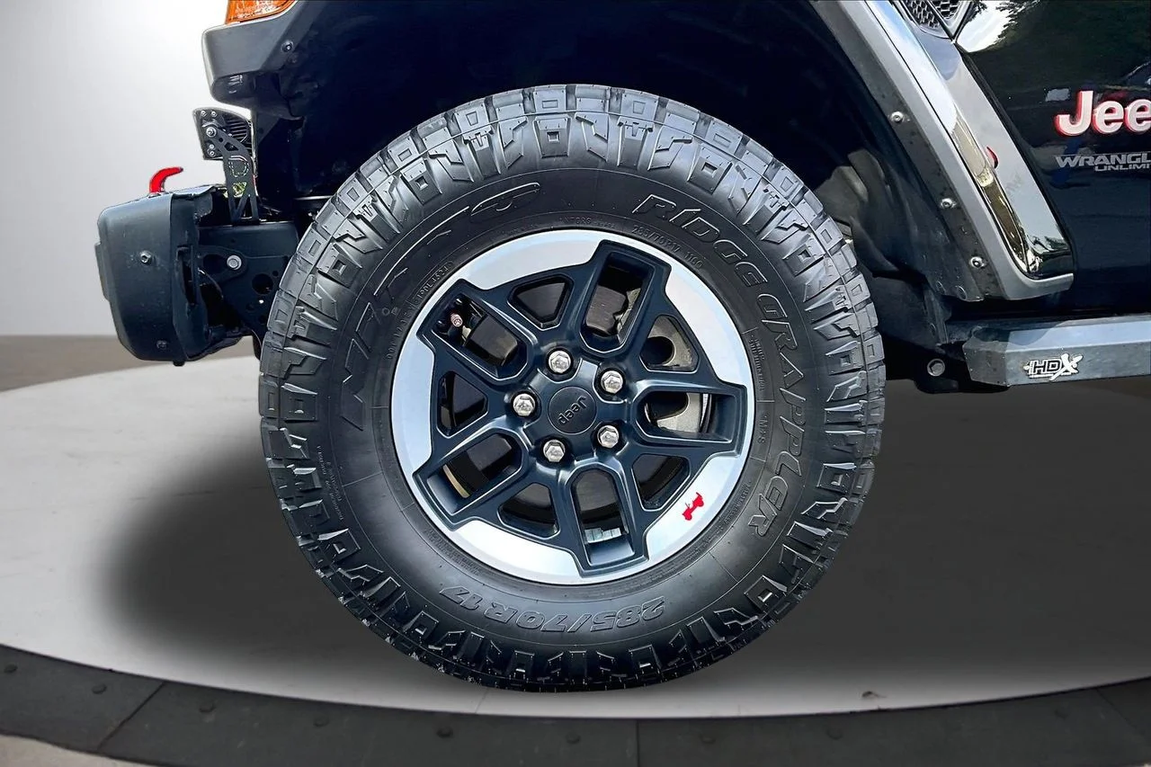 Used 2022 Black Jeep Rubicon image 32