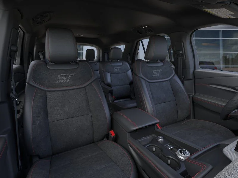 2026 Ford Explorer ST - Photo 10