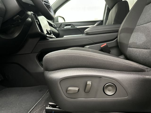 2026 GMC Acadia Elevation - Photo 16
