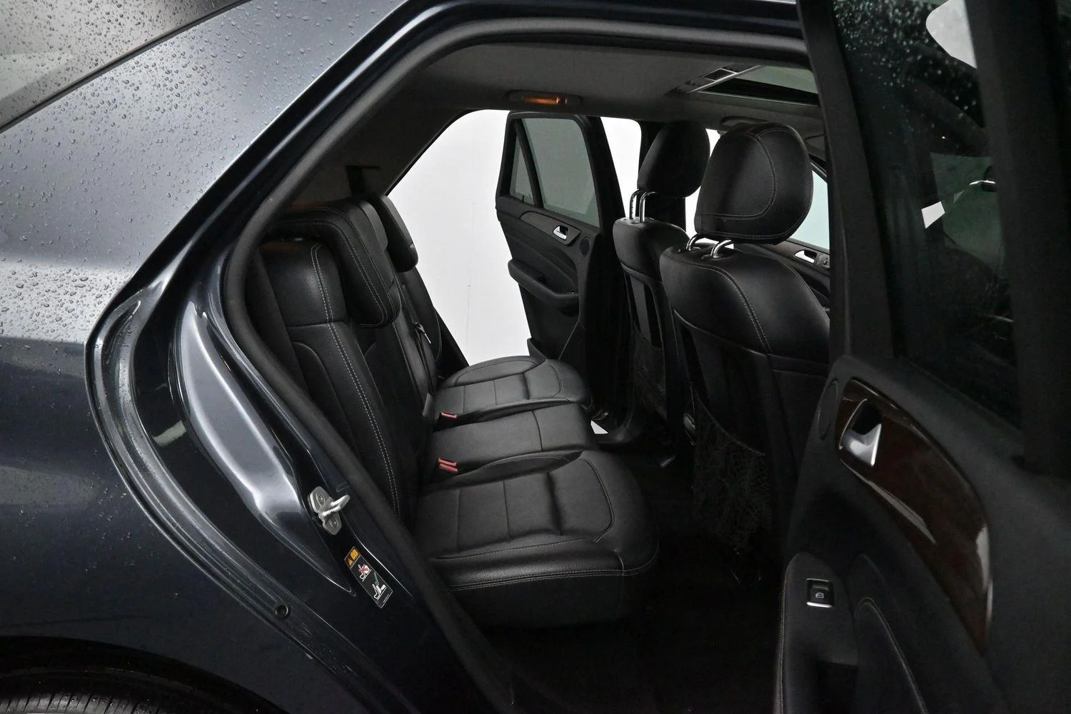 Used 2014 Steel Gray Metallic Mercedes-Benz ML 350 image 34