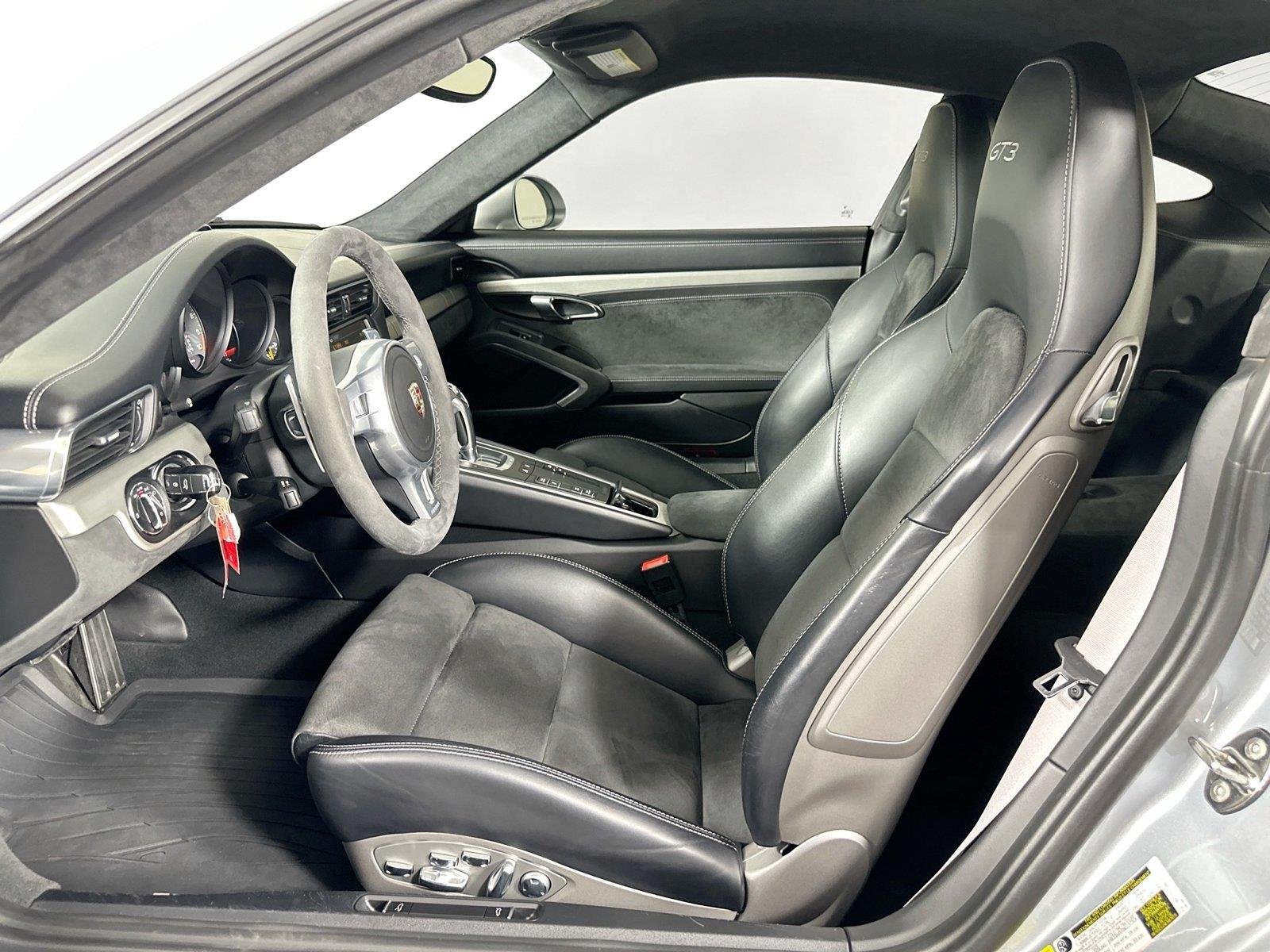Certified Used 2015 Rhodium Silver Metallic Porsche GT3 image 5