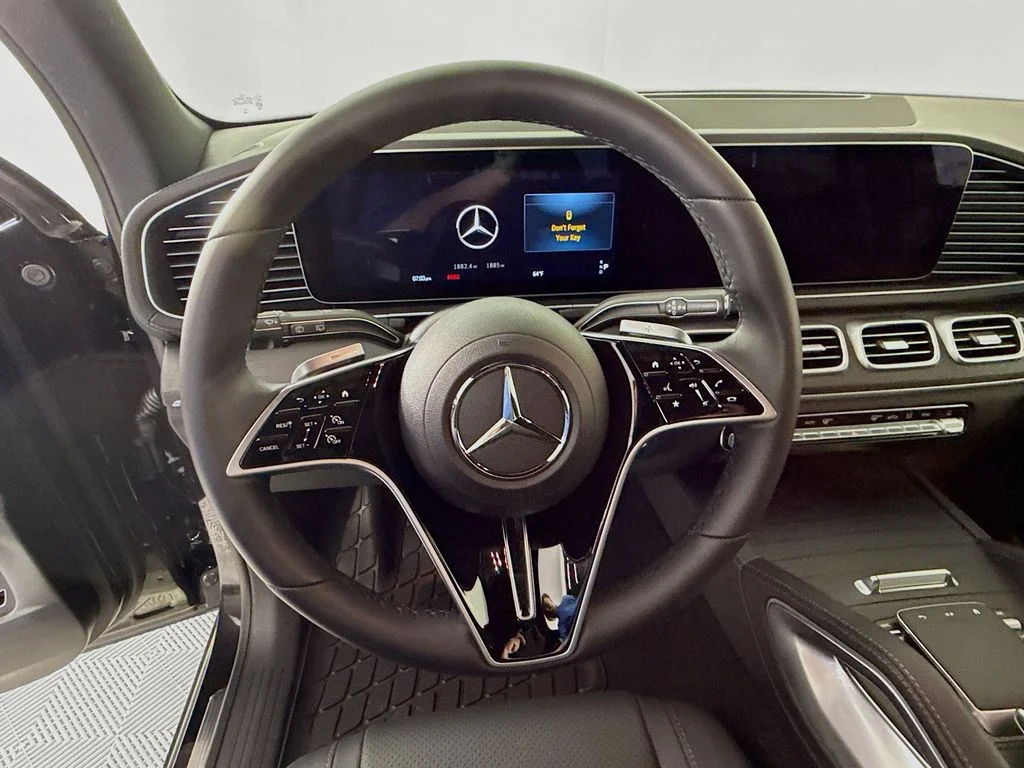 Used 2026 Obsidian Black Metallic Mercedes-Benz GLE 350 image 12