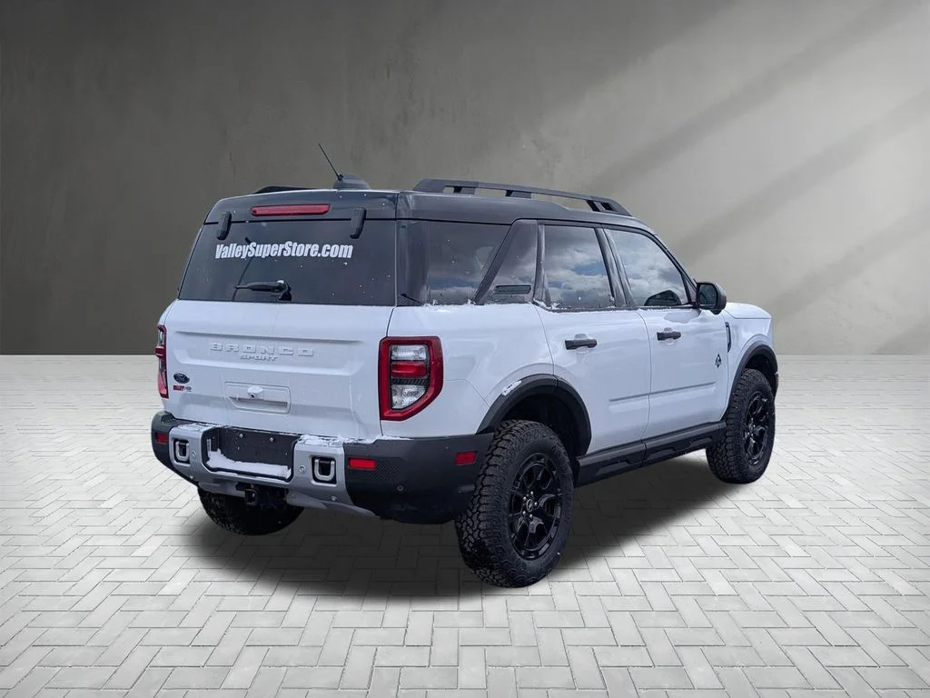 New 2025 Oxford White Ford Outer Banks® image 9