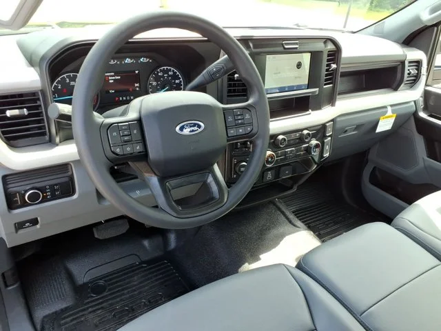 New 2026 Agate Black Metallic Ford XL image 32