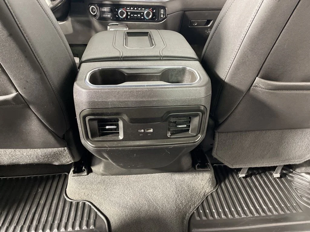 Used 2022 White Chevrolet RST image 21