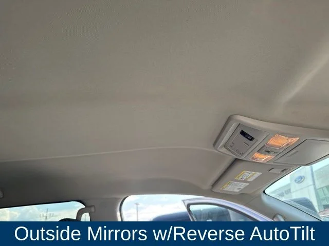 Used 2019 Silver Nissan PRO-4X image 28