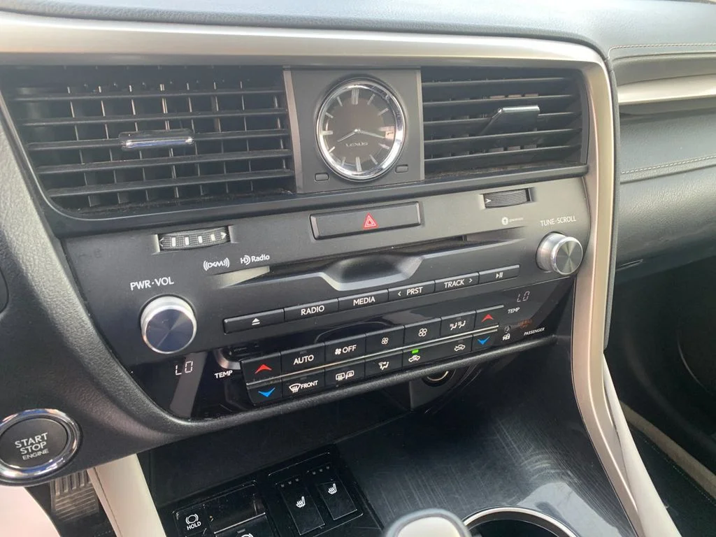 Used 2017 White Lexus 350 image 23