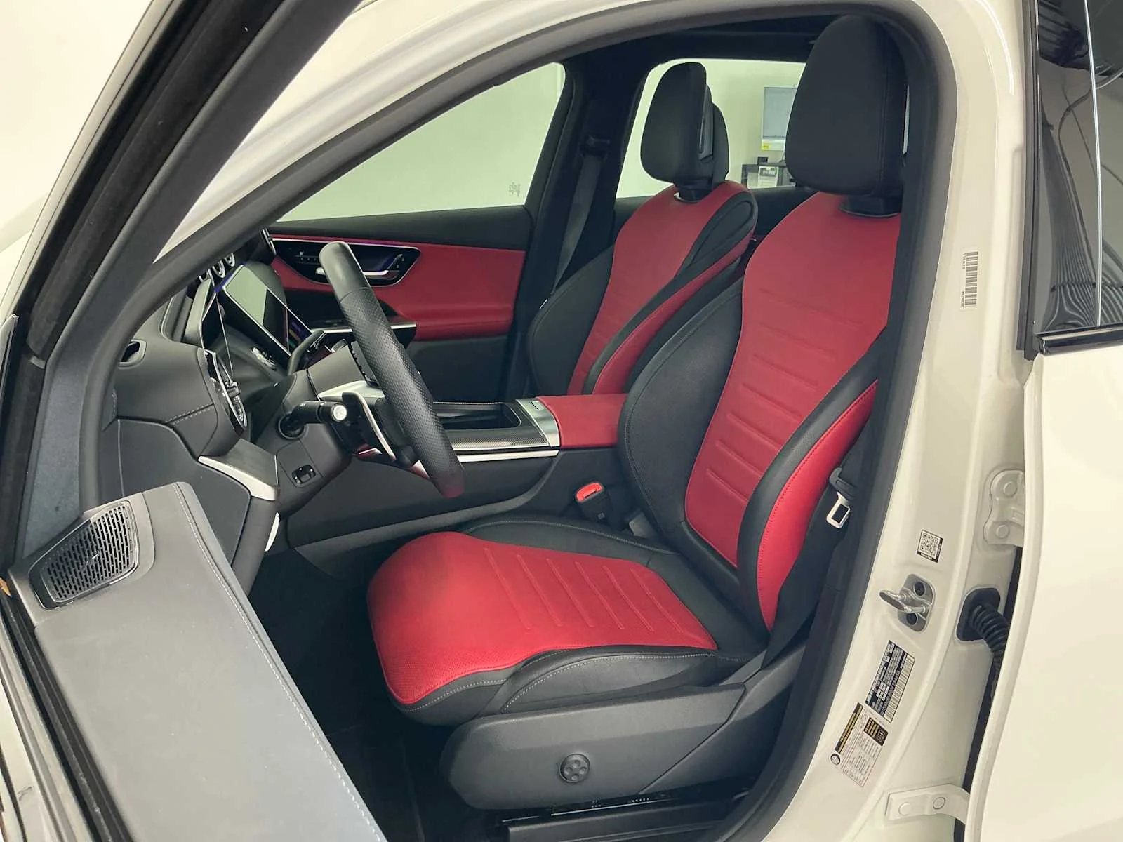 Certified Used 2025 Polar White Mercedes-Benz AMG® GLC 43 image 12