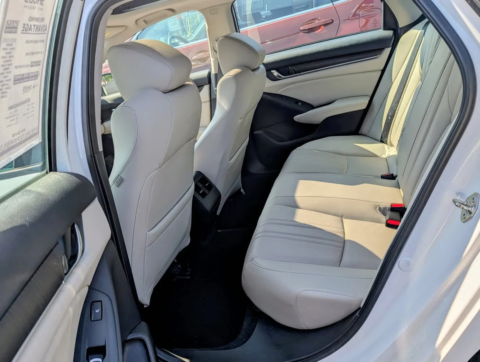 Used 2018 Platinum White Pearl Honda Touring 2.0T image 7