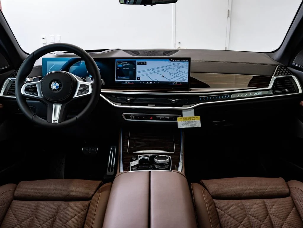 New 2026 Carbon Black Metallic BMW xDrive40i image 35